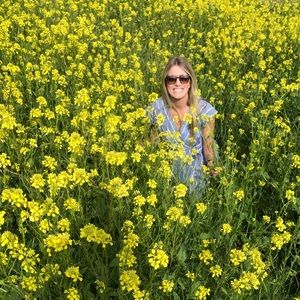 Meet your Posher, Crystal